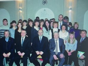 Визит губернатора Свердловской области А.С.Мишарина в ИСЭР - УРАЛЬСКИЙ ГУМАНИТАРНЫЙ ИНСТИТУТ